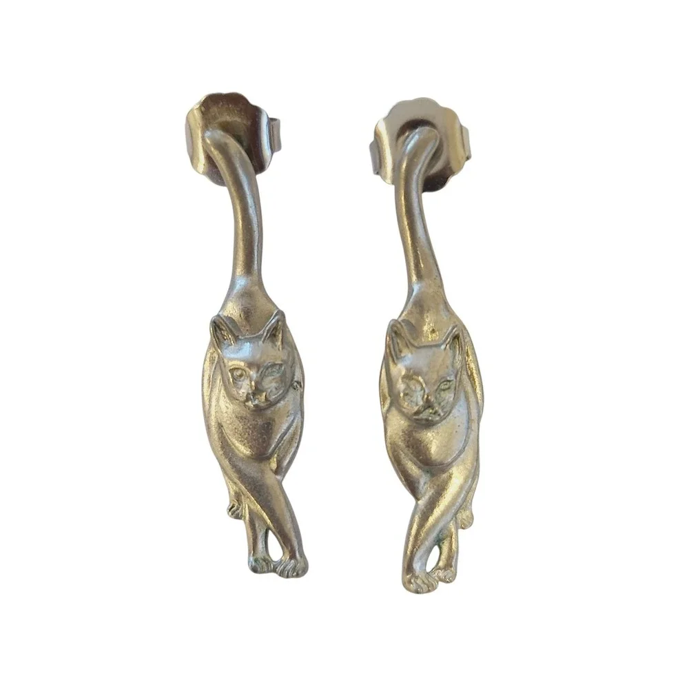 Maurice Milleur Walking Cat Earrings Pewter 1988‎ Signed Silver Tone Vintage